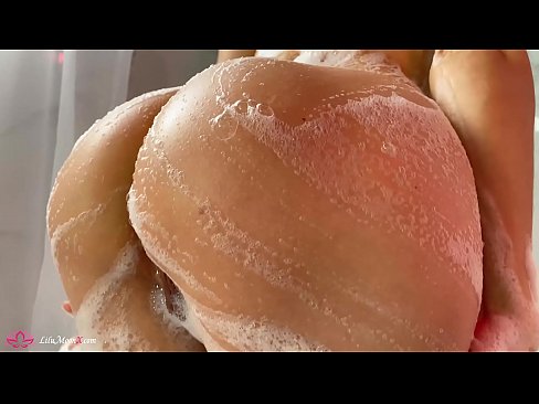 ❤️ Morena masturba o coño cun vibrador ata un orgasmo intenso na ducha Sexo en % gl.mailkassa.ru %